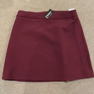 NWT Burgundy express skirt
